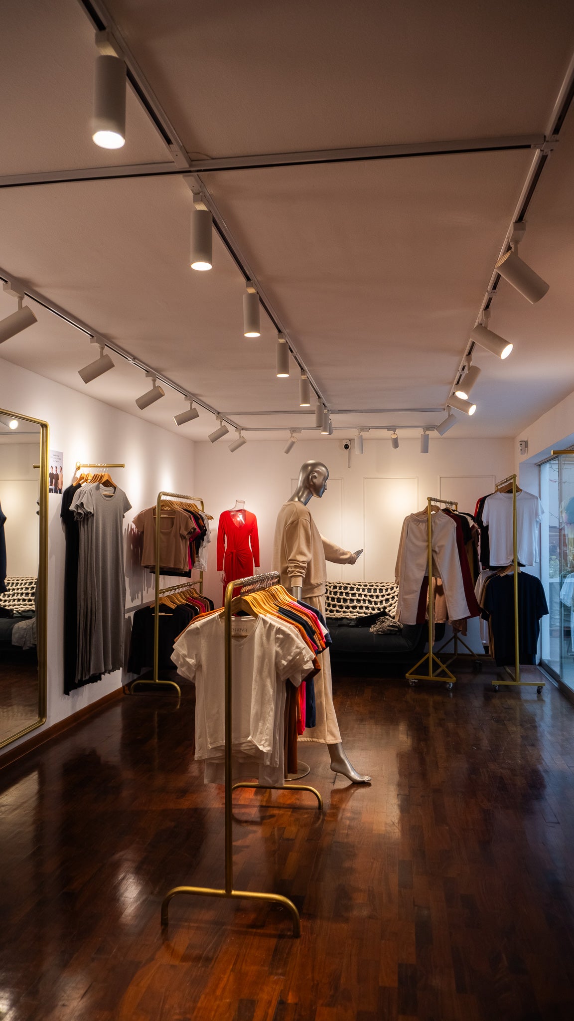 FOTO_TIENDA_3.jpg