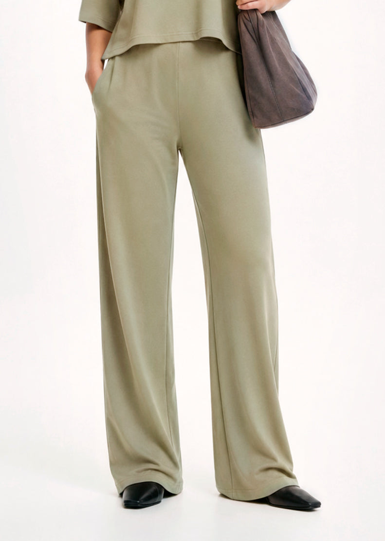 Pantalón Relax Gamuza