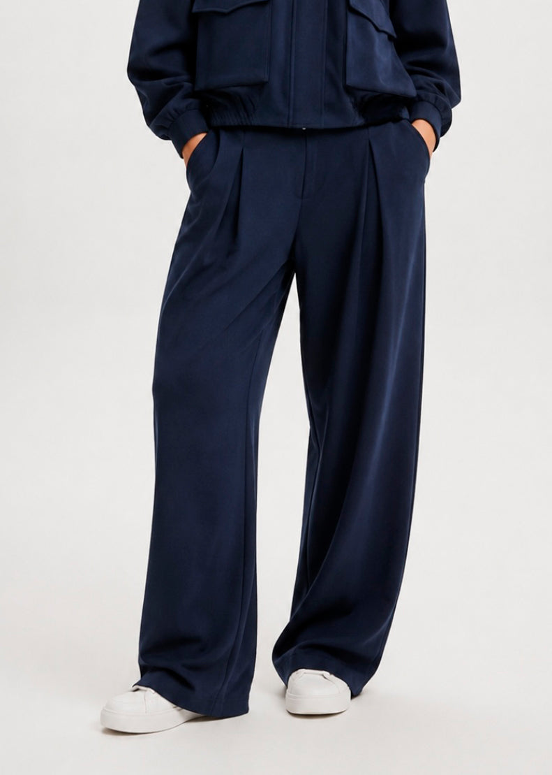 Pantalón Cargo Gamuza