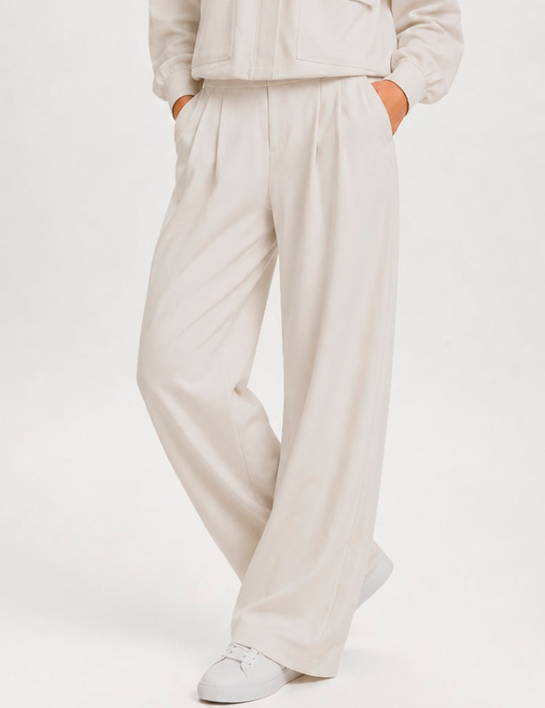 Pantalón Cargo Gamuza