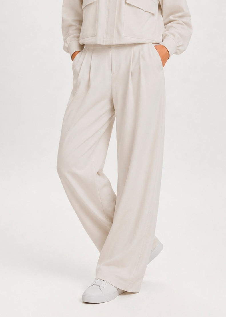 Pantalón Cargo Gamuza