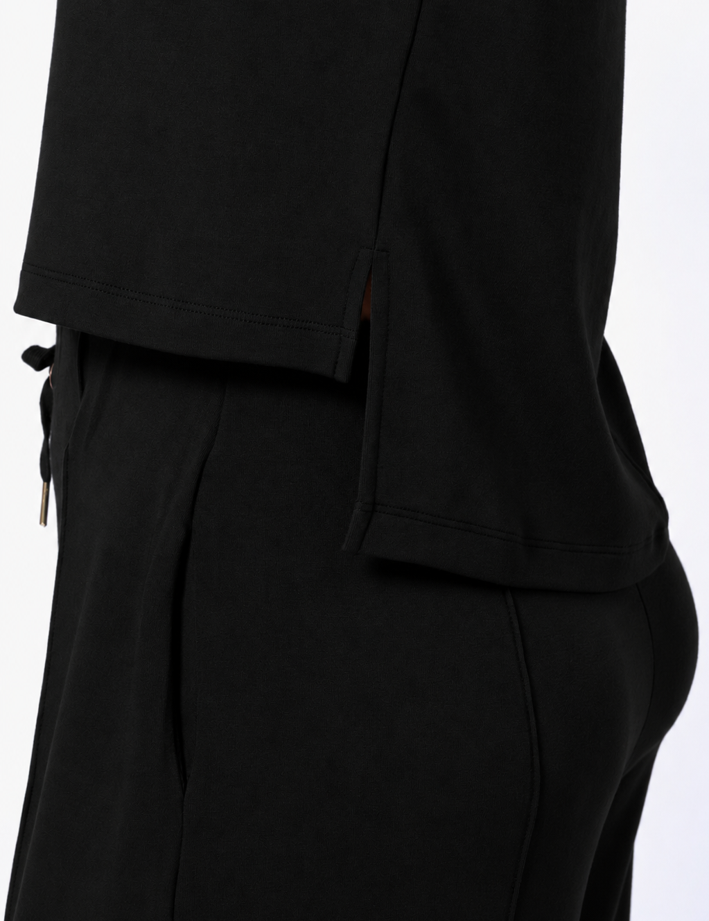 Polera_Clasica_Detalles.png
