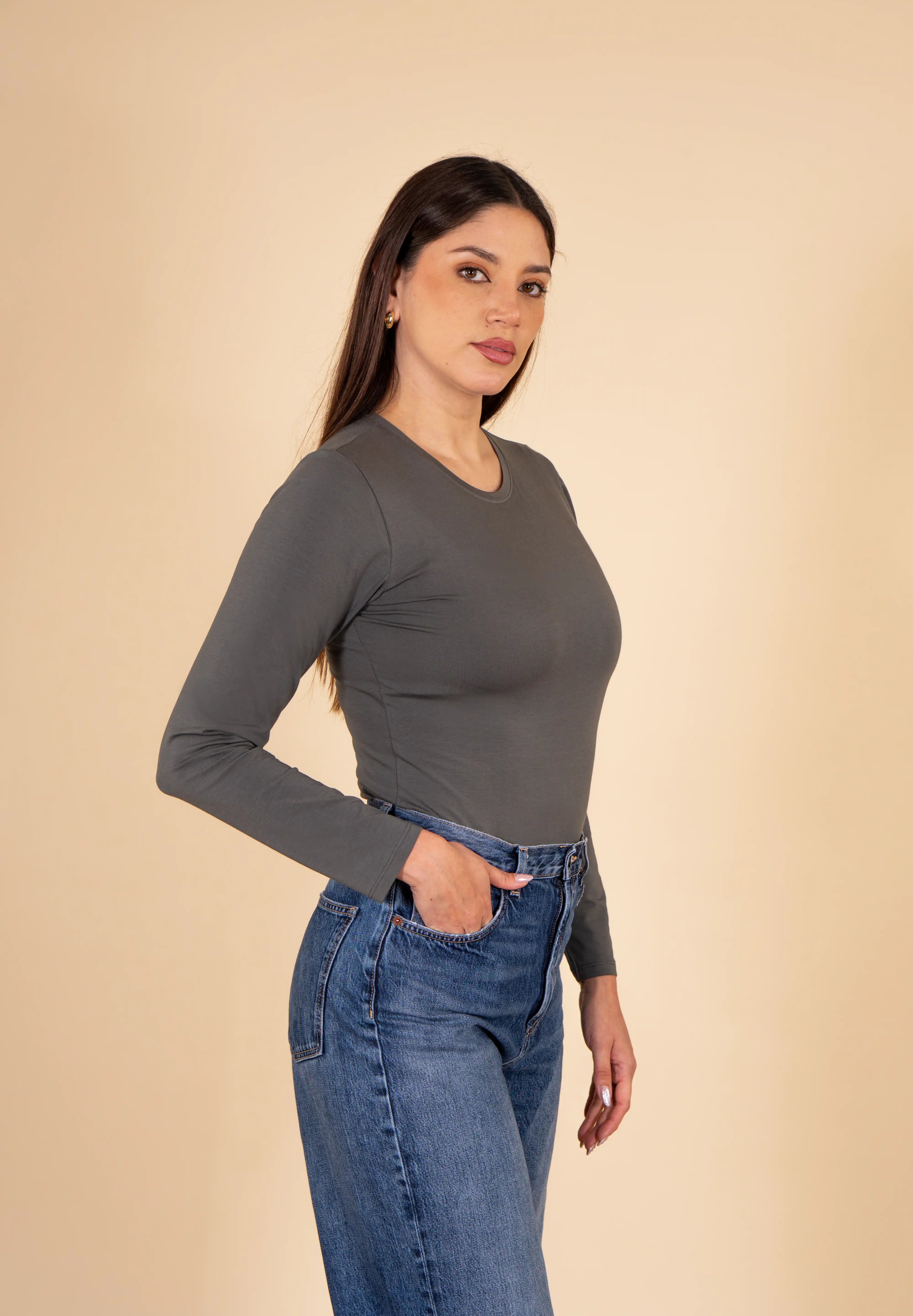 Polo Bonnie Manga Larga - Cuello Redondo - Entallado