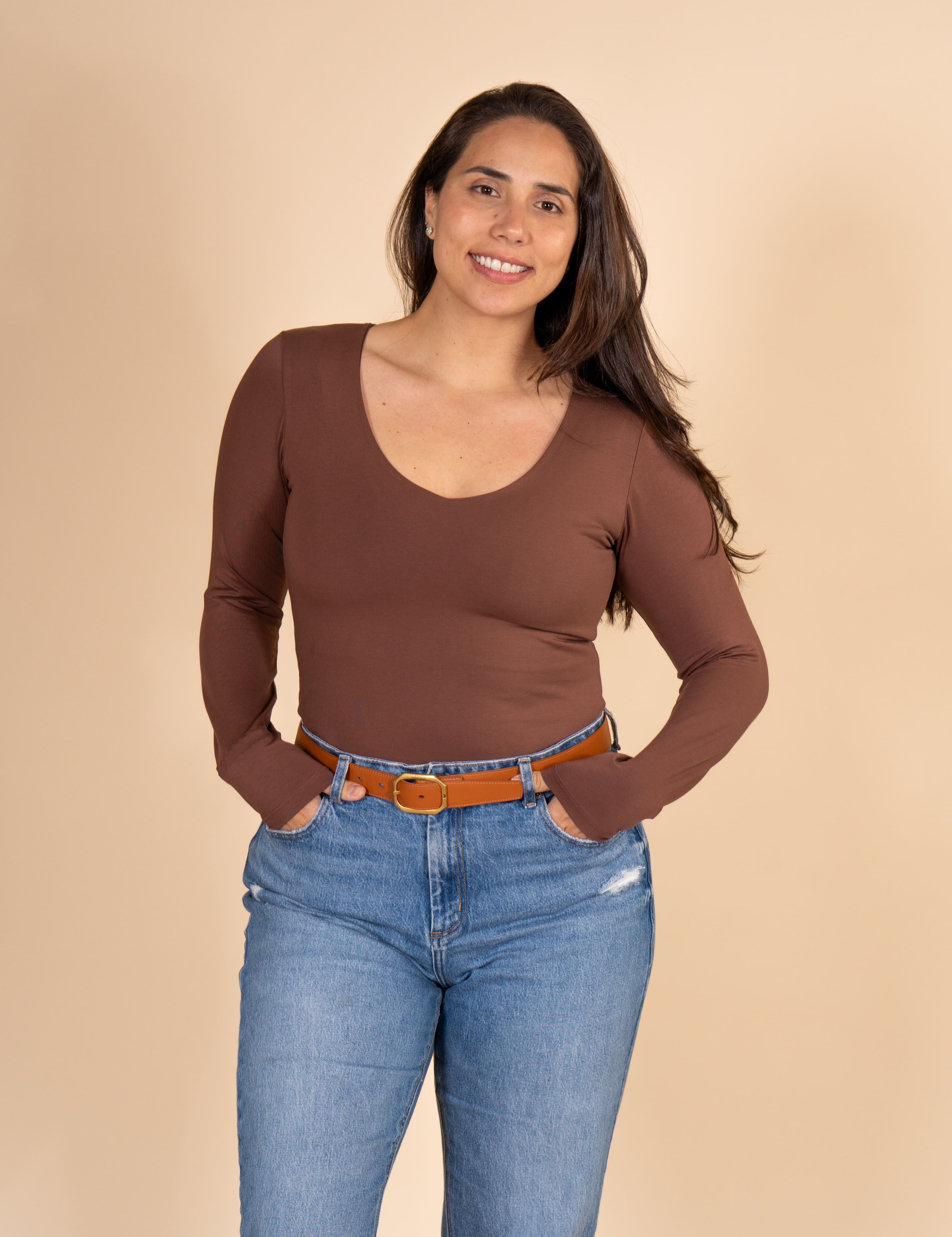 Polo Valeria Manga Larga - Modelador - Cuello V