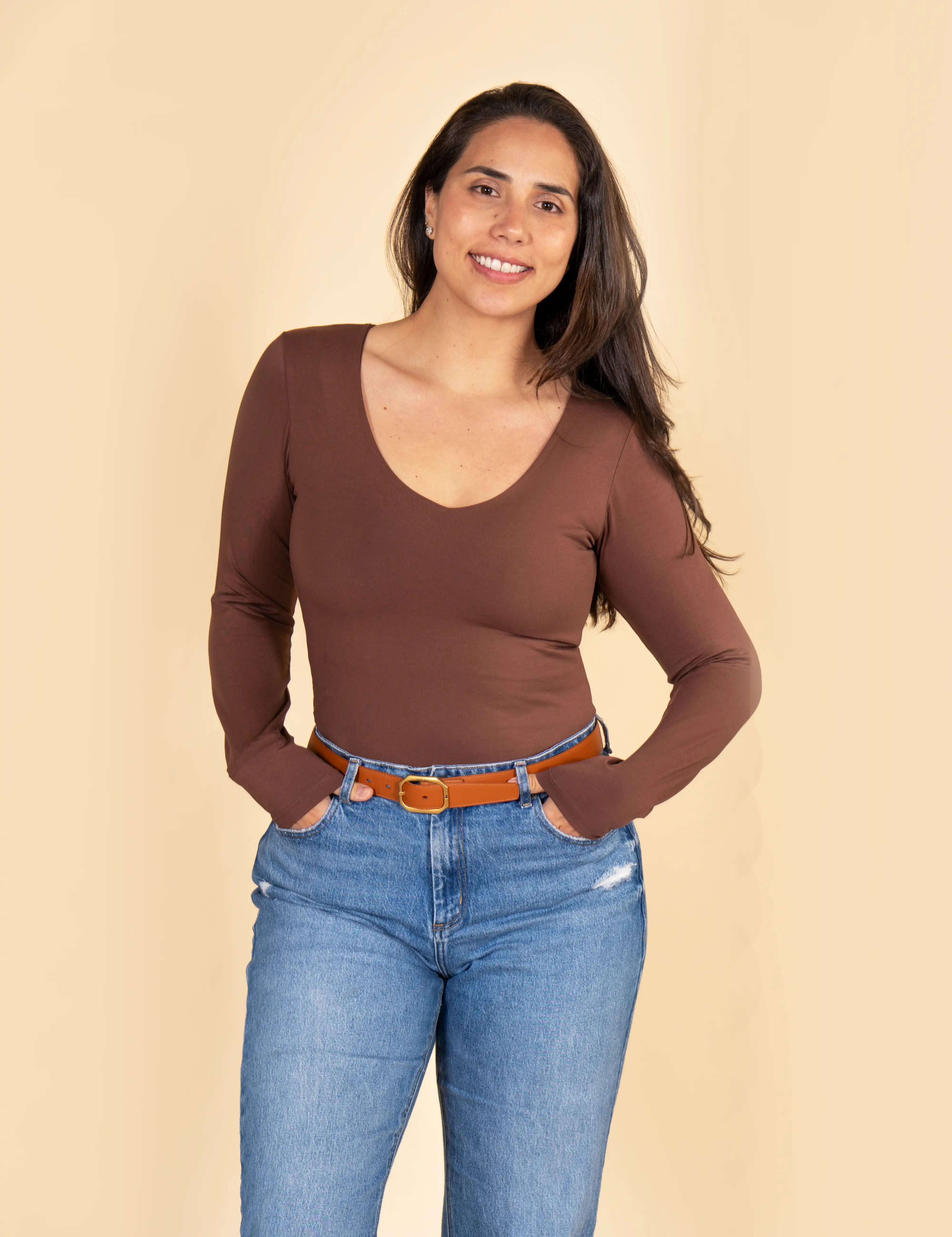 Polo Valeria Manga Larga - Cuello V - Modelador